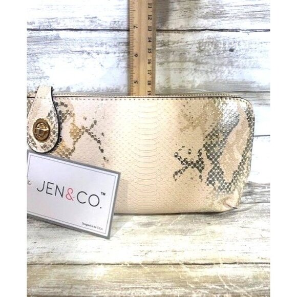 Jen & Co Vegan Leather Peach Color & Snake Print Crossbody Clutch Two straps - Picture 10 of 11